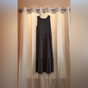 Old Navy Gray tiered dress 🩶